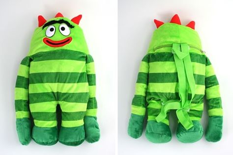 Silly Clothes, Yo Gabba Gabba, Gabba Gabba, Plush Bags, Plush Backpack, Cute Stuffed Animals, Cute Bags, Dream Clothes, Cute Fashion