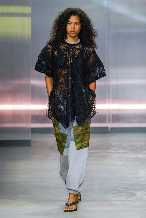 3.1 Phillip Lim Spring 2025 Ready-to-Wear Runway, Fashion Show & Collection Review [PHOTOS] Ready To Wear 2024, Lady Dior Handbag, Show Collection, Fashion Show Collection, September 2024, 3.1 Phillip Lim, Phillip Lim, Denim Outfit, Lady Dior