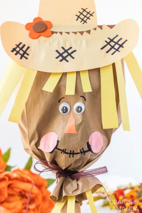 Fall Projects For Kids, Paper Bag Scarecrow, Fun Fall Crafts For Kids, Scarecrow Craft, Diy Scarecrow, September Crafts, Preschool Crafts Fall, Scarecrow Crafts, Kids Fall Crafts