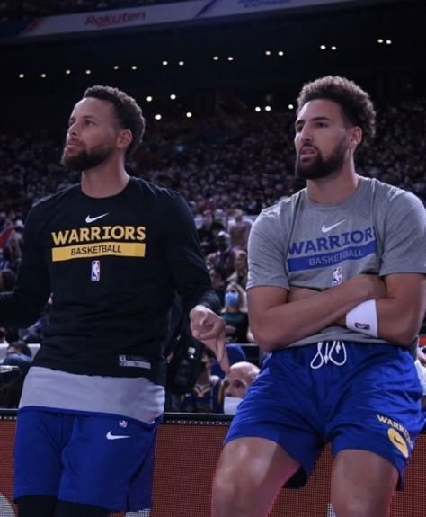 Klay Thompson Wallpaper, Curry And Klay Thompson, Splash Bros, Black Panther Chadwick Boseman, Nba Warriors, Team Usa Basketball, Curry Warriors, Nba Stephen Curry, Golden State Of Mind