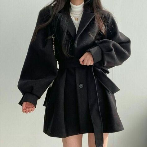 This is my first time writing. English is not my first language. I … #fanfiction #Fanfiction #amreading #books #wattpad Fesyen Islam, Woolen Coat Woman, Vintage Preppy, Mode Casual, Trench Coat Black, Belted Coat, Wool Blend Coat, Woolen Coat, Trench Coats Women