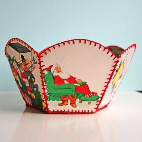 DIY Vintage Christmas Card Bowl - My So Called Crafty Life Recycle Christmas Cards, Card Basket, Retro Crafts, Winter Holiday Crafts, Folding Origami, Old Cards, Greeting Card Craft, Christmas Card Crafts, Old Christmas