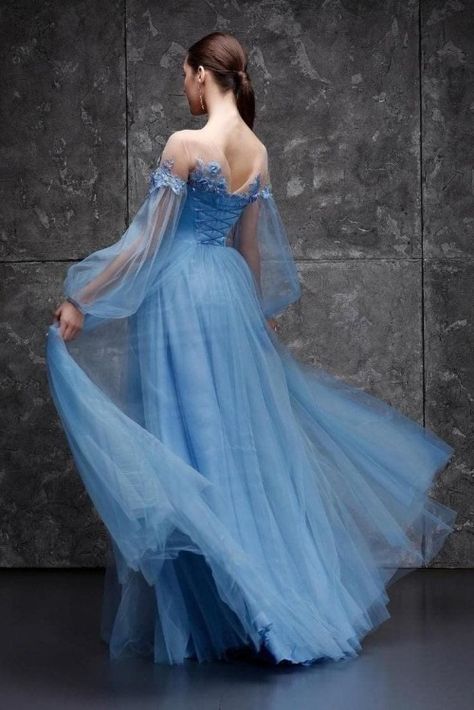 Blue Graduation Dress, Light Blue Evening Dress, Blue Grad Dresses, Blue Graduation Dresses, Blue Wedding Dress Royal, Sleepover Parties, Sky Blue Prom Dress, Blue Princess Dress, Wedding Guest Dresses Long