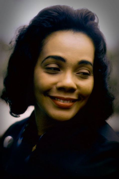 Coretta Scott King Coretta Scott King (/kɔːˈrɛtə/; April 27 1927 January 30… George Wallace, Coretta Scott King, King Outfit, Dr Martin Luther King Jr, Dr Martin Luther King, Human Rights Activists, Civil Rights Leaders, Martin Luther King Jr, Her Eyes