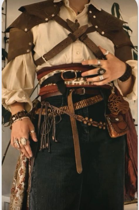 Dnd Aesthetic Outfit, Pirate Outfit Men Aesthetic, Pirate Male Costume, Pirate Outfit Men Drawing, Pirate Fashion Mens, Piratecore Fashion Men, Fantasy Pirate Outfit Male, Male Renfaire Outfit, Pirate Core Outfits Men