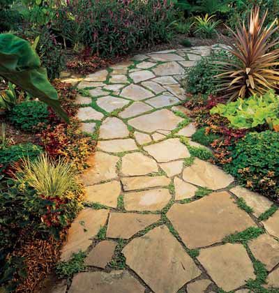 flagstone garden paths Flagstone Pathway, Flagstone Pavers, Flagstone Walkway, Flagstone Path, Stone Ideas, Pathway Landscaping, Outdoor Walkway, Flagstone Patio, Garden Walkway