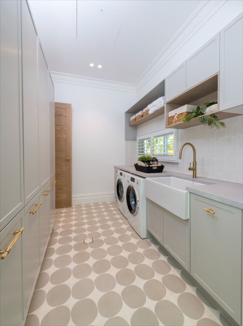 Awash with natural light, a light grey, timber and brass palette and a wealth of storage, this laundry room makes light work of washing day! The galley-style room maximises the amount that can be stored and organised within the space, including a bank of tall cabinetry in Sierra IV Oyster Grey. Find all the details below! Laundry Room Plan, Galley Laundry Room, Galley Laundry, Kitchen Wardrobe, Light Work, Room Planning, How To Make Light, Colour Palettes, Step Inside