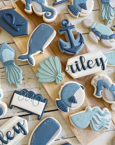 Ocean Birthday Cakes, Whale Cookies, Cookie Recipes Decorating, Ocean Baby Showers, Beach Cookies, Ocean Birthday Party, Royal Iced Cookies, Sea Baby Shower, Summer Cookies