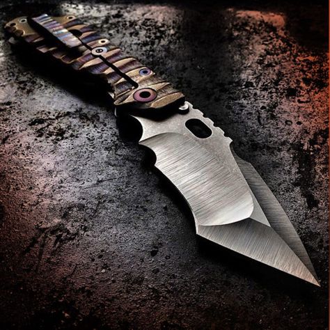 Strider Knives, Handcrafted Knife, Karambit Knife, Cool Knives, Modern Gentleman, Minimalist Wallet, Folding Knives, Hand Forged, Pocket Knife