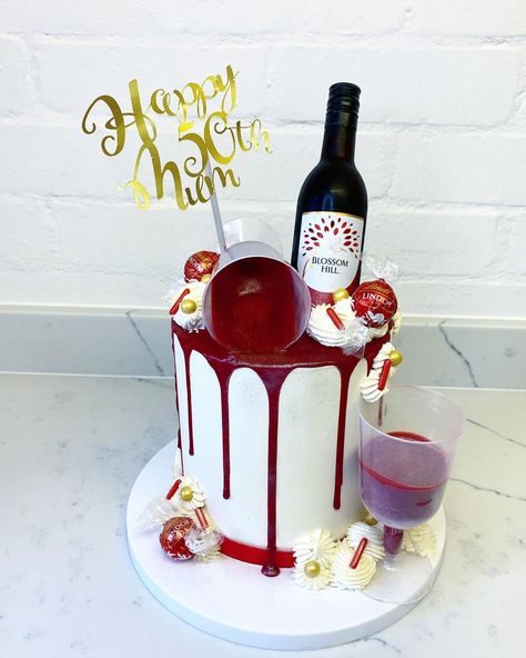 Red Wine Drip Cake, Wine Cake Designs, Wine Theme Cakes, Wine Cake, Minnie Mouse 1st Birthday, Wine Theme, Drip Cakes, Themed Cakes, 50th Birthday