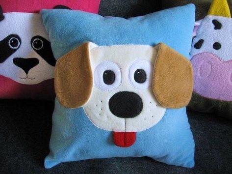 Animal Pillows Diy, Sewing Pillows Ideas, Diy Rag Dolls, Childrens Pillows, Creative Pillows, Funny Pillows, Pillow Crafts, Dog Quilts, Sewing Stuffed Animals