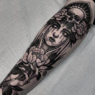 Lady Head Tattoo, Graphic Tattoos, Neo Traditional Tattoos, Traditional Tattoo Man, Mother Nature Tattoos, Awareness Tattoo, Food Tattoos, Lady Portrait, Tree Tattoo Designs