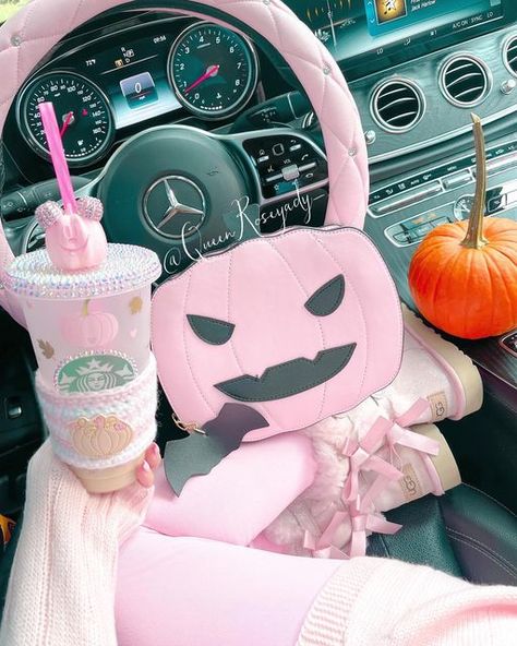 Pink Girly Decor, Pink October Aesthetic, Day Bed Room, Cozy Kitchen Ideas, Garage Door Ideas, Door Decor Ideas, Chandelier Ideas, Coquette Halloween, Girly Decor