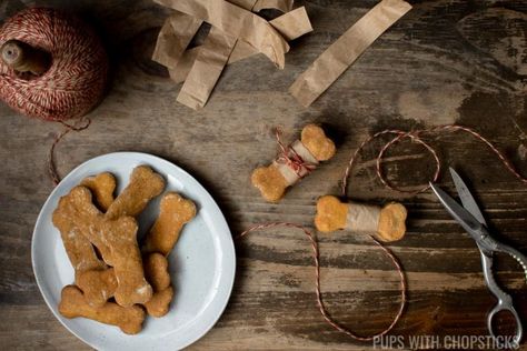 Homemade Grain Free Dog Treats (3 Ingredients) Homemade Dog Treats Grain Free, Harvest Skillet, Grain Free Dog Treats, Dog Cookie Recipes, Dog Treats Homemade, Dog Treats Homemade Easy, Dog Treats Grain Free, Dog Biscuit Recipes, Grain Free Dog Food