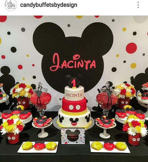 Minnie Mouse Birthday Party Dessert Table and Decor Mickey Mouse Dessert Table, Mickey Mouse Desserts, Bolo Do Mickey Mouse, Birthday Party Dessert Table, Birthday Dessert Table, Mickey Mouse Party Decorations, Mickey Mouse Birthday Theme, Mickey Mouse Birthday Cake, Mickey Mouse Themed Birthday Party