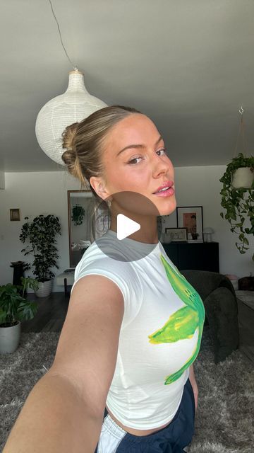 Ang Wells on Instagram: "The perfect hairstyle for a hot summer day 🌺

#hairtutorial #hairtransformation #greasyhair #greasyhairstyle #contentcreator" Perfect Hairstyle, Greasy Hair Hairstyles, Hair Transformation, Summer Day, Perfect Hair, Hot Summer, Summer Days, Hair Tutorial, Makeup Tips