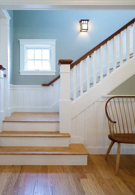 Arts & Crafts Bungalow - Craftsman - Hall - Boston - by Jan Gleysteen Architects, Inc | Houzz Craftsman Stairs, Craftsman Staircase, 1940s Bungalow, Cottage Stairs, Bungalow Interiors, Bungalow Interior, Arts And Crafts Bungalow, Traditional Staircase, Staircase Remodel