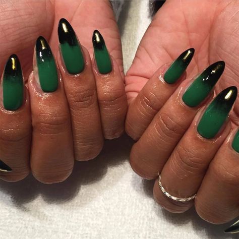 Best Green Nail Colors for Patrick's Day 2022 Green Nail Colors, Green Stiletto Nails, Real Eyes Realize Real Lies, Real Eyes, Teal Ombre, Green Nail Designs, Polish Models, Green Nail Polish, Green Nail