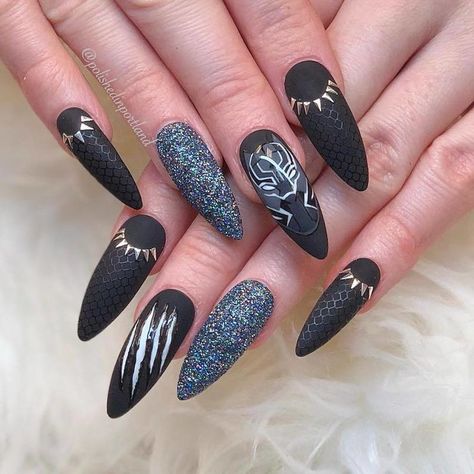 Black Panther Inspired Nails, Wakanda Nail Art, Black Panther Nail Art, Black Panther Nails Designs, Superhero Nail Art, Marvel Acrylic Nails, Black Panther Nails, Marvel Nails Designs, Avengers Nail Art