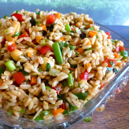 Brown Rice Salad Brown Rice Salad Recipes, Rice And Veggies, Brown Rice Salad, Rice Salad Recipes, Resep Salad, Brown Rice Recipes, Salad Pasta, Rice Salad, Fruit Salad Recipes