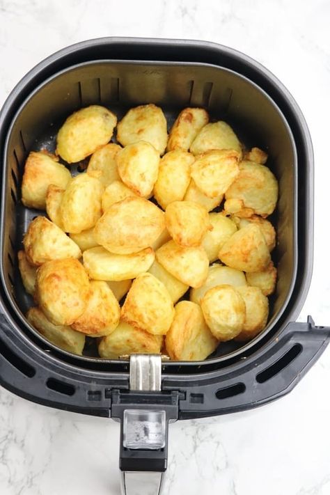 Air Fryer Roast Potatoes | Air Fryer Roasted Potatoes - Recipe Vibes Airfry Roast Potatoes, Air Fry Roasted Potatoes, Air Fryer Roast Potatoes, Airfryer Roasted Potatoes, Roast Potatoes In Air Fryer, How To Roast Potatoes, Airfryer Potatoes, Air Fryer Roasted Potatoes, Potatoes Air Fryer