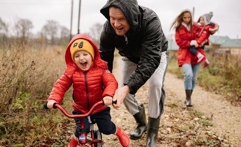 How to Cope When You're Feeling Overstimulated as an Introverted Parent Words Of Encouragement For Kids, Absolut Vodka, Kids Bicycle, Easy Rider, Potty Training, Fall Fun, Toddler Gifts, Baby Sleep