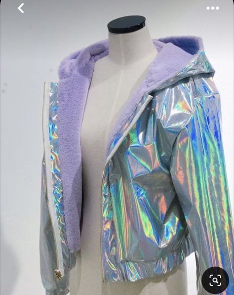 Holographic Jacket, Holographic Fashion, Holographic Iridescent, Mode Chanel, Cooler Look, Girls Fashion Clothes, Rave Outfits, Kawaii Clothes, Teen Fashion Outfits