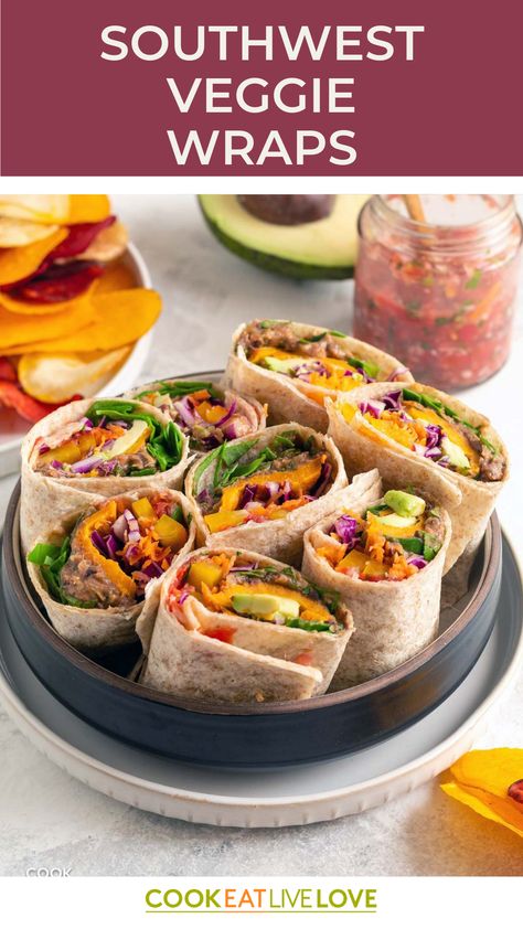 Need an easy lunch that’s super filling with lots of flavor? These southwest veggie wraps are the perfect solution! You can make them ahead and they’re completely suitable for vegetarians and vegans! Vegetarian Sandwich Recipes, Southwestern Recipes, Quick Lunch Recipes, Vegetarian Recipes Lunch, Sweet Potato Slices, Quick Vegan Meals, Vegan Wraps, Plant Based Recipes Easy, Vegan Mexican Recipes