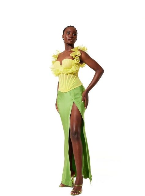 Corset Top With Skirt, Corset Top And Skirt Outfit, Green Baddie, Silk Top Outfit, Top And Skirt Outfit, Corset Top And Skirt, Ruffle Corset, African Wears, Green Silk Top