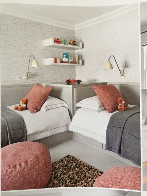 2 Bed In One Room Ideas, Small Room Interior, Kids Rooms Shared, Shared Girls Room, Cool Kids Rooms, Small Room Design Bedroom, Kids Room Interior Design, Kids Bedroom Inspiration, Kids Bedroom Designs