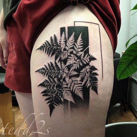 Tatuaje Cover Up, Negative Space Tattoo, Glyph Tattoo, Fern Tattoo, Tattoo Inspiration Men, Tattoo Cover Up, Plant Tattoo, Botanical Tattoo, Space Tattoo