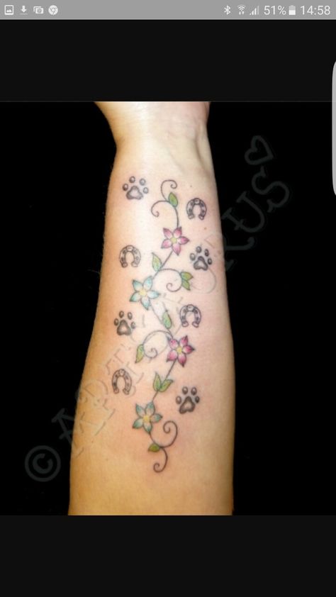 Paws Horse Shoe And Paw Print Tattoo, Horse Shoe And Dog Paw Tattoo, Paw Print Vine Tattoo, Memories Tattoo, Shoe Tattoo, Paw Tattoos, Horse Shoe Tattoo, Cowgirl Tattoos, Shoe Tattoos