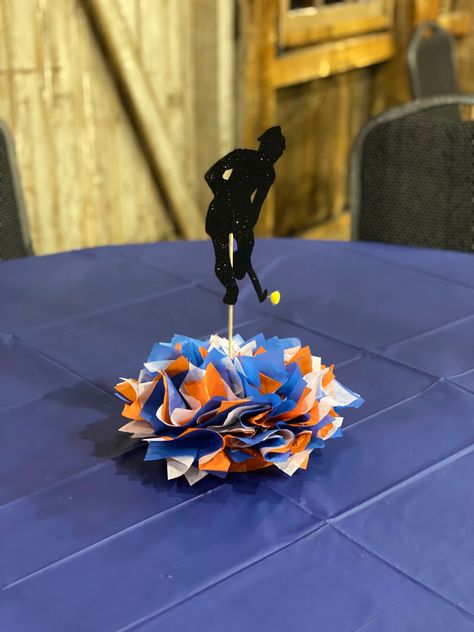 Field Hockey Banquet Ideas, Field Hockey Centerpiece Ideas, Sports Banquet Centerpieces Diy, Field Hockey Banquet Centerpieces, Sport Centerpieces Ideas, Sport Banquet Centerpieces, Wrestling Banquet Centerpieces, Track Banquet Centerpieces, Sport Banquet Ideas