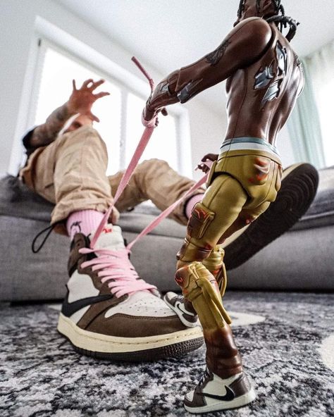 Jordan 1 Travis Scott Outfit Men, Travis Scott Wallpapers Shoes, Air Max 1 Outfit Men, Travis Scott Skateboard, Travis Scott's Jordan, Travis Scott Mcdonald's, Jordan Shoes Travis Scott, Air Jordan 1 Outfit Men, Af1 Travis Scott