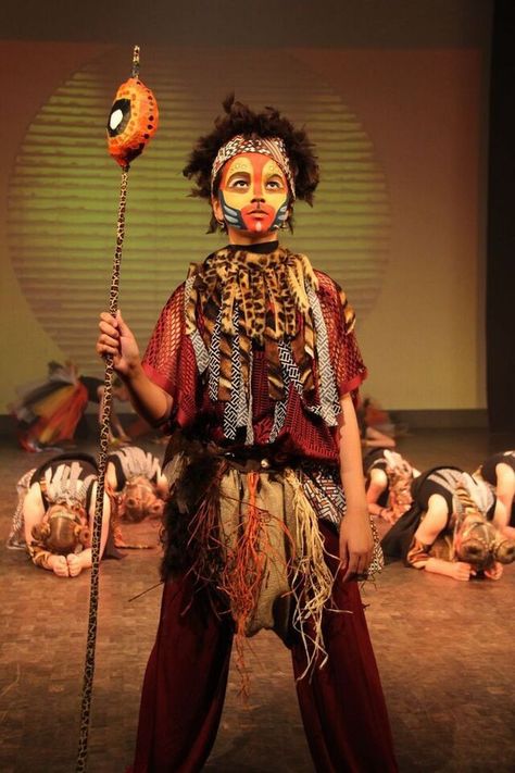 Lion King Kids Costume, Lion King Fancy Dress, Lion King Junior Costumes, Lion King Costume Ideas, Lion King Musical Costumes, Lion King Costumes Diy, Rafiki Makeup, Lion King Inspired Outfits, The Lion King Costumes