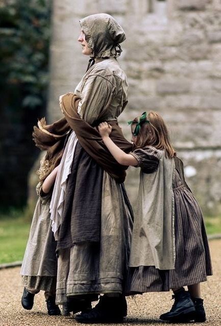 Ragged Dress, Poor Clothes, Les Miserables Costumes, Peasant Clothing, Medieval Peasant, Victorian Era Dresses, Farmer Girl, Poor Children, Medieval Clothing