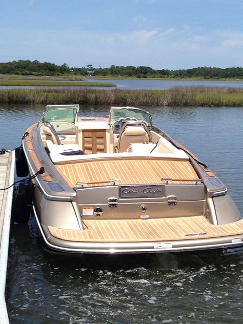 2014 25' Chris-Craft Corsair, Heritage Edition Speed Boats Racing, Wooden Speed Boats, Powerboat Racing, Sailboat Racing, Chris Craft Boats, Boat Racing, Classic Wooden Boats, Chris Craft, Speed Boat