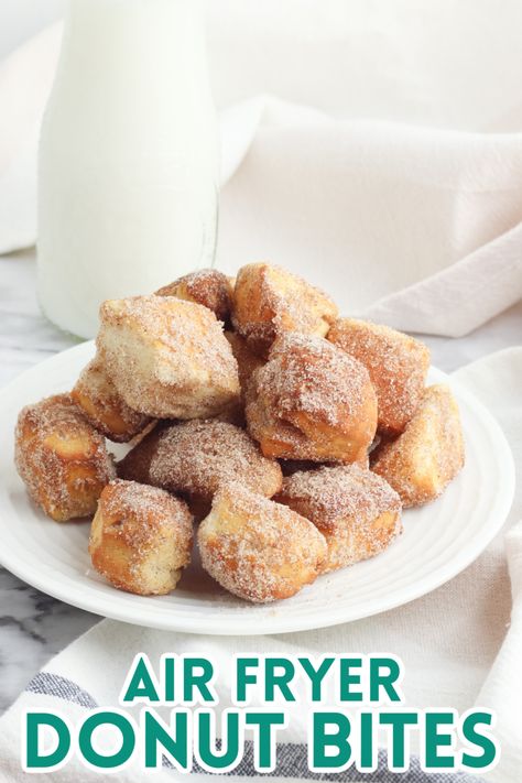 Air Fryer Donut Holes, Air Fry Donuts, Donut Bites, Cinnamon Bites, Donut Hole Recipe, Air Fryer Recipes Dessert, Air Fryer Recipes Snacks, Canned Biscuits, Air Fryer Oven Recipes