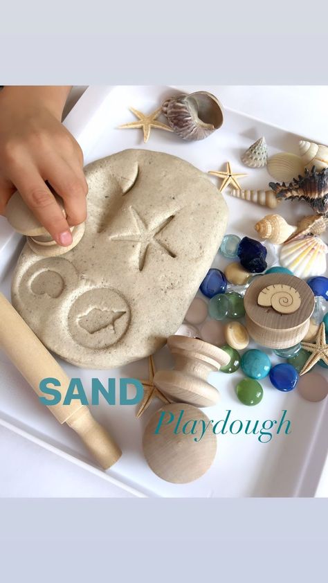 bright_little_brains on Instagram: 🌊 SAND PLAYDOUGH🌊 This Playdough is definitely a must try this summer!🙌🏻 I found an easy recipe from Sophie from @littlehappylearners… All About Me Sand Activities, 2s Classroom, Sand Playdough, Sped Classroom, Spring Preschool, Clever Crafts, Sensory Bins, Play Doh, Pre School