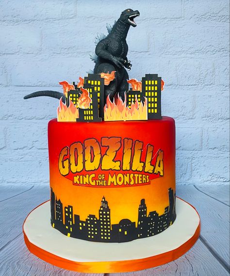 Godzilla Theme Cake, Godzilla Birthday Cake Ideas, Godzilla Birthday Party Cake, King Kong Vs Godzilla Cake, Godzilla Cupcakes, Godzilla Vs Kong Cake, Godzilla Cake Ideas, Godzilla Cake Topper, Godzilla Birthday Cake