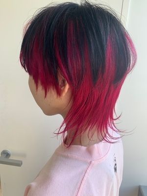 Pink And Black Mullet, Tomboy Long Hair, Dyed Ends Of Hair, Under Hair Dye, Hair Colour Inspo, Hair Color Underneath, Peekaboo Hair, Cute Hair Colors, Men Hair Color