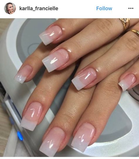 Dip American Manicure, Ombré Clear Nails, Clear Nails Almond, Natural Square Acrylic Nails, Clear French Manicure, Realistic Acrylic Nails, American Manicure Nails Acrylic, American Nails Natural, Short Curved Nails