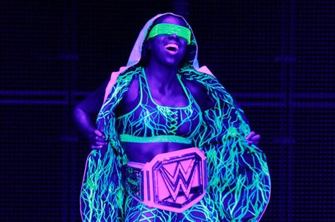 WWE SmackDown Results: Biggest Winners, Losers and Moments from May 2 | Bleacher Report Wwe Naomi, Naomi Wwe, Trinity Fatu, Trish Stratus, Rey Mysterio, Wwe Elite, Winners And Losers, Wwe Girls, Wrestling Divas