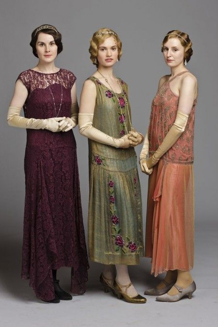 Downton Abbey Costumes, Downton Abbey Dresses, Flapper Girls, Downton Abbey Fashion, Mode Retro, Michelle Dockery, 1920 Fashion, Lady Mary, Estilo Hippie