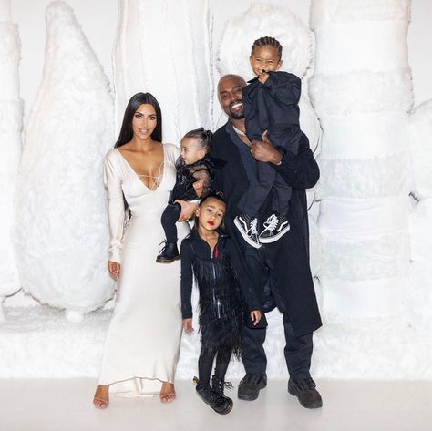 Kim Kardashian and Kanye West Welcome Fourth Child, a Son | PEOPLE.com Kim Kardashian Snapchat, Kanye West Family, Kanye West And Kim Kardashian, Kim Kardashian And North, Gestational Carrier, Kim Kardashian Family, Kim Kanye, Kanye West And Kim, Joel Mchale