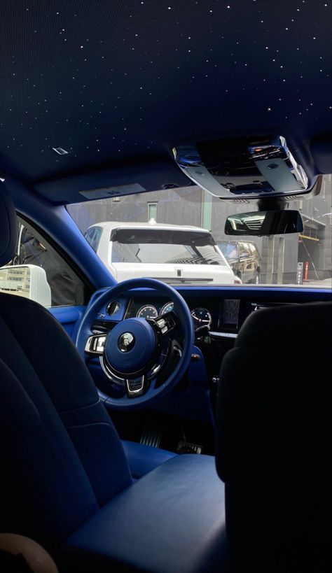 Dark Blue Luxury Aesthetic, Royal Blue Car Interior, Rolls Royce Interior, Mercedes Wallpaper, Blue Core, Gold Car, Cars Wallpaper, Blue Car, Luxury Aesthetic