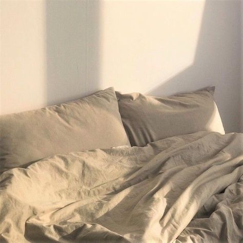 Tumblr Bedroom, Cream Aesthetic, 背景 シンプル, Beige Aesthetic, Brown Aesthetic, White Bedroom, New Wall, White Aesthetic, Dream Room