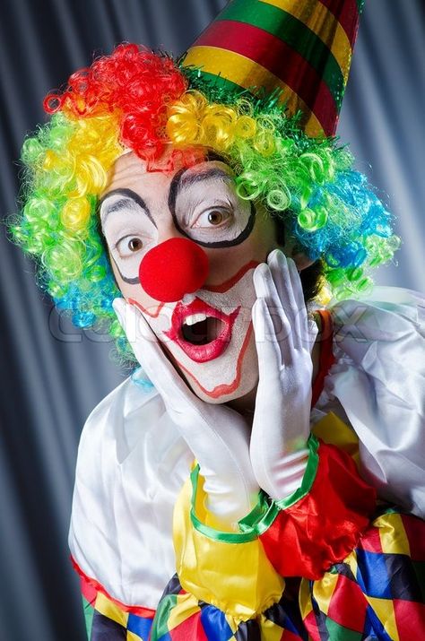 Clown Makeup For Men, Halloween Clown Makeup, Halloween Gala, Mens Halloween Makeup, Funny Clown, Clowns Funny, Halloween Clown, Send In The Clowns, Clown Faces