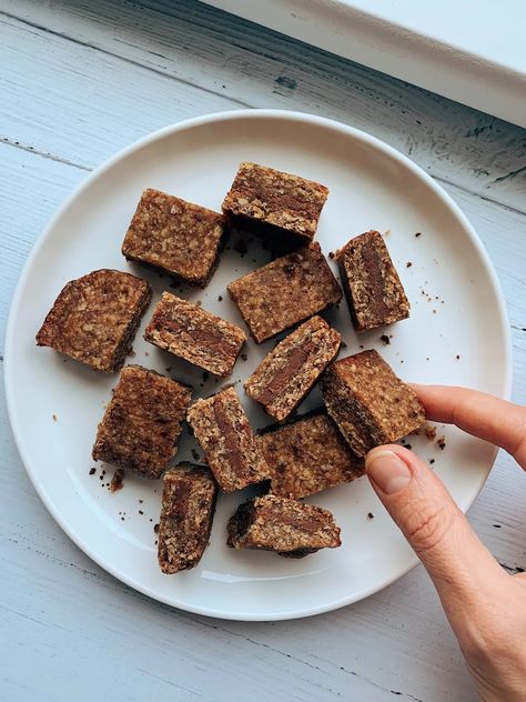 Small-batch Stuffed Oat Bites Oat Bites, Big Sandwich, Hazelnut Butter, One Banana, Oat Bars, Chocolate Butter, Food Scale, Quick Oats, Nut Butters