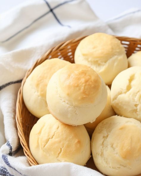 Quick Dinner Rolls, Cooktop Cove, Buttery Rolls, Homemade Biscuits Recipe, Easy Biscuit Recipe, Homemade Bread Recipes Easy, Best Bread Recipe, Dinner Rolls Recipe, Biscuits Easy